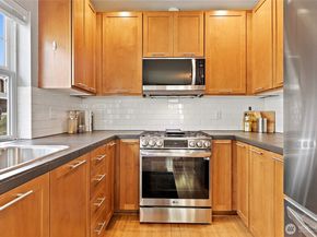 3253 SW Raymond Street, Seattle WA 98126