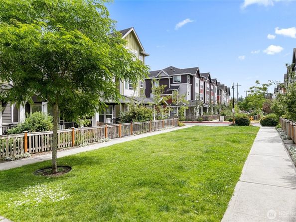3253 SW Raymond Street, Seattle WA 98126
