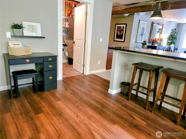 23618 SE Tiger Mountain Road, Issaquah WA 98027