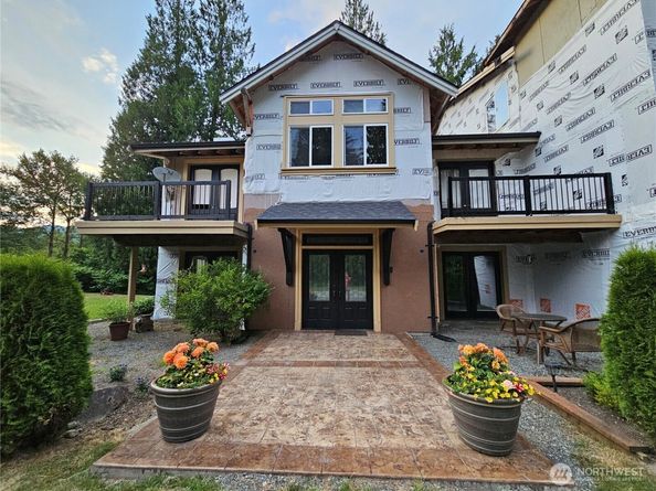 23618 SE Tiger Mountain Road, Issaquah WA 98027