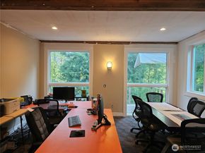 23618 SE Tiger Mountain Road, Issaquah WA 98027