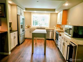 23618 SE Tiger Mountain Road, Issaquah WA 98027