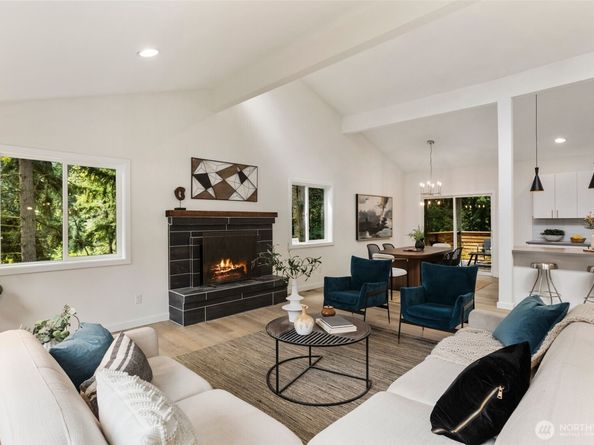17903 194th Avenue NE, Woodinville WA 98077