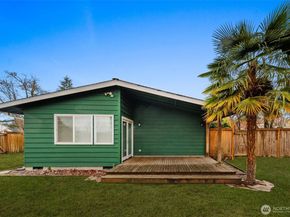 1306 N 32nd Street, Renton WA 98056