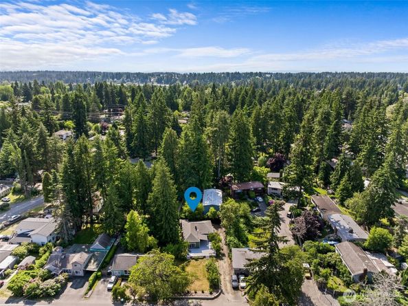 17633 10th Avenue NE, Shoreline WA 98155