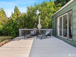 17633 10th Avenue NE, Shoreline WA 98155