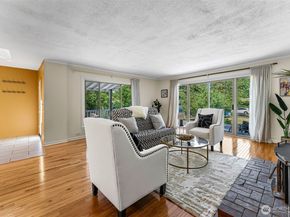 17633 10th Avenue NE, Shoreline WA 98155