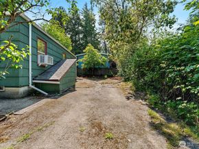 17633 10th Avenue NE, Shoreline WA 98155
