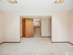 3525 Harbel Drive NE, Bremerton WA 98310
