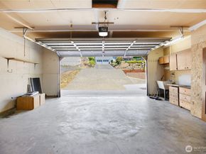 3525 Harbel Drive NE, Bremerton WA 98310