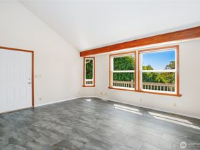 3525 Harbel Drive NE, Bremerton WA 98310