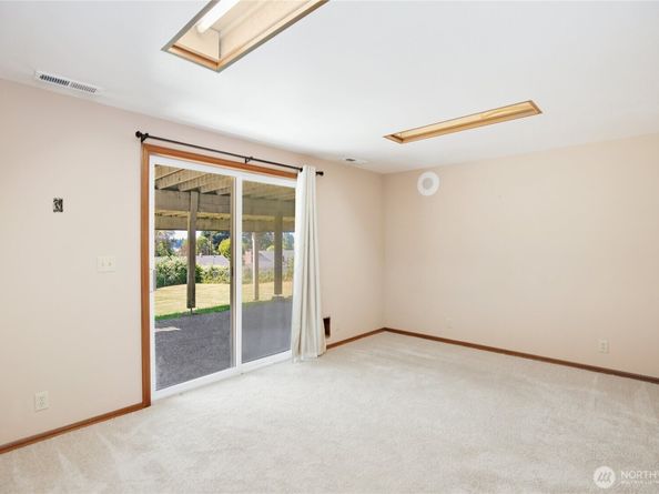 3525 Harbel Drive NE, Bremerton WA 98310