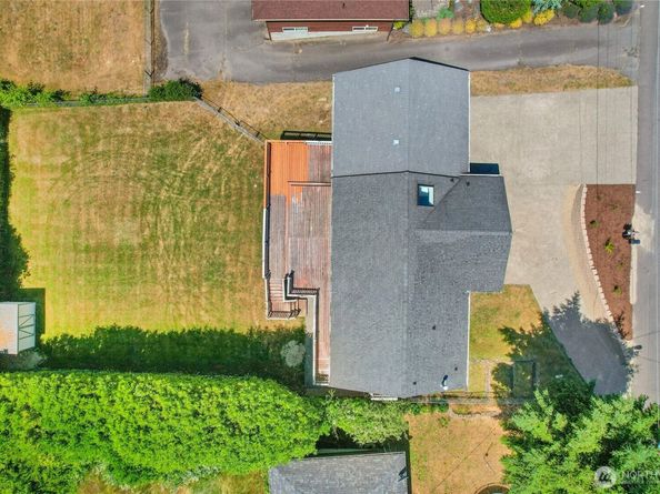 3525 Harbel Drive NE, Bremerton WA 98310