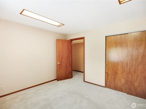 3525 Harbel Drive NE, Bremerton WA 98310