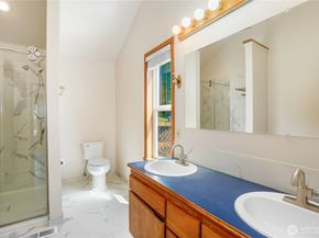 3525 Harbel Drive NE, Bremerton WA 98310