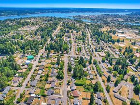 3525 Harbel Drive NE, Bremerton WA 98310