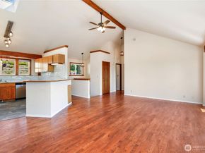 3525 Harbel Drive NE, Bremerton WA 98310