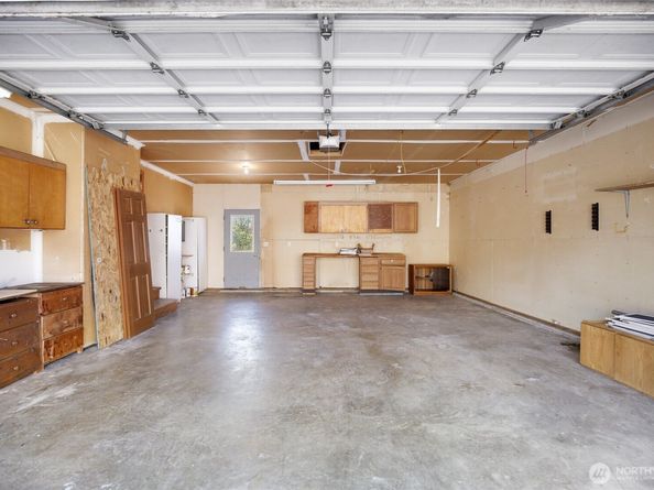 3525 Harbel Drive NE, Bremerton WA 98310