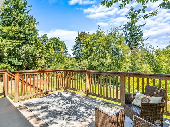 1211 121st Ave SE, Lake Stevens WA 98258