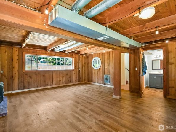 1211 121st Ave SE, Lake Stevens WA 98258