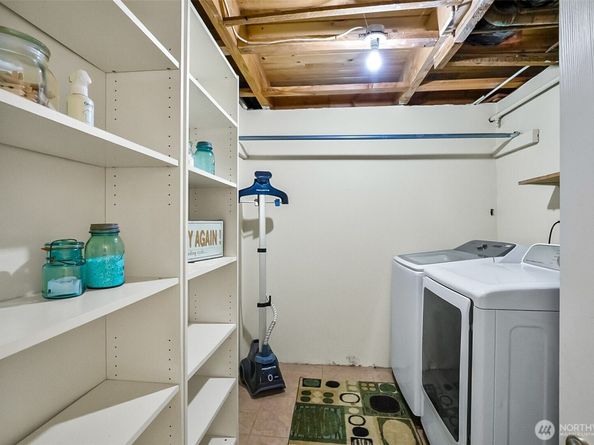 1211 121st Ave SE, Lake Stevens WA 98258