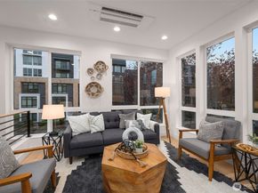 222 B 10th Avenue E, Seattle WA 98102