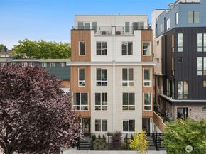222 B 10th Avenue E, Seattle WA 98102