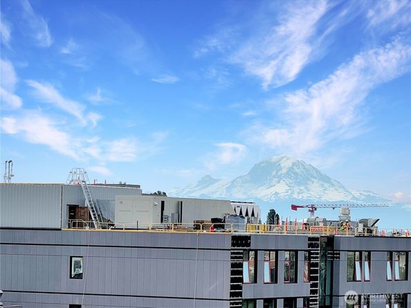 1111 E Pike Street 205, Seattle WA 98122