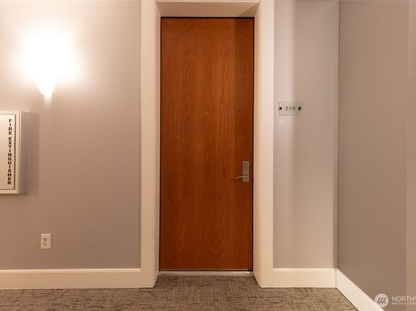 10047 Main Street 319, Bellevue WA 98004