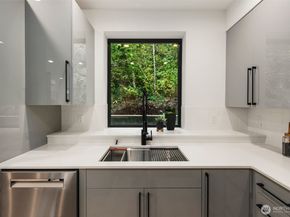 5606 23rd Avenue SW, Seattle WA 98106