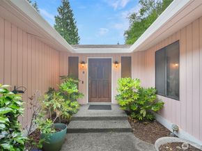 2004 SW 306th Place, Federal Way WA 98023