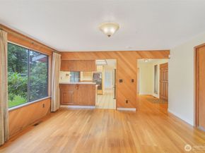2004 SW 306th Place, Federal Way WA 98023