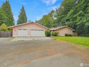 2004 SW 306th Place, Federal Way WA 98023