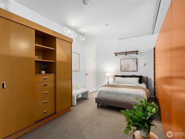 1111 E Pike Street 302, Seattle WA 98122