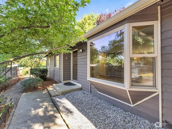1229 SW 146th, Seahurst WA 98168