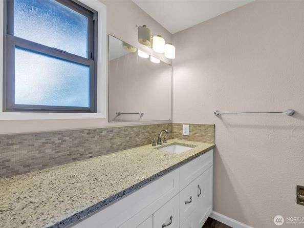 1229 SW 146th, Seahurst WA 98168