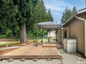 118 W Winesap Road, Bothell WA 98012