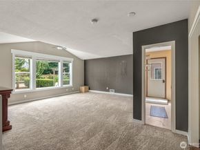118 W Winesap Road, Bothell WA 98012