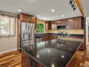 118 W Winesap Road, Bothell WA 98012