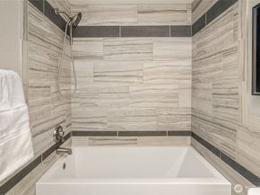 118 W Winesap Road, Bothell WA 98012