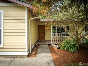118 W Winesap Road, Bothell WA 98012