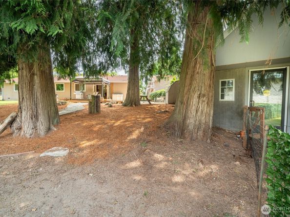 118 W Winesap Road, Bothell WA 98012