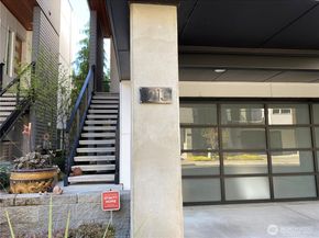 213 4th Court S, Kirkland WA 98033