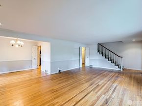 3706 84th Avenue SE, Mercer Island WA 98040