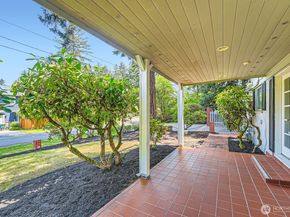 3706 84th Avenue SE, Mercer Island WA 98040