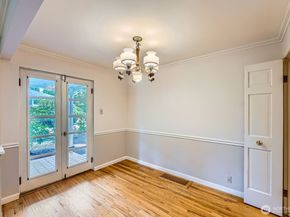 3706 84th Avenue SE, Mercer Island WA 98040
