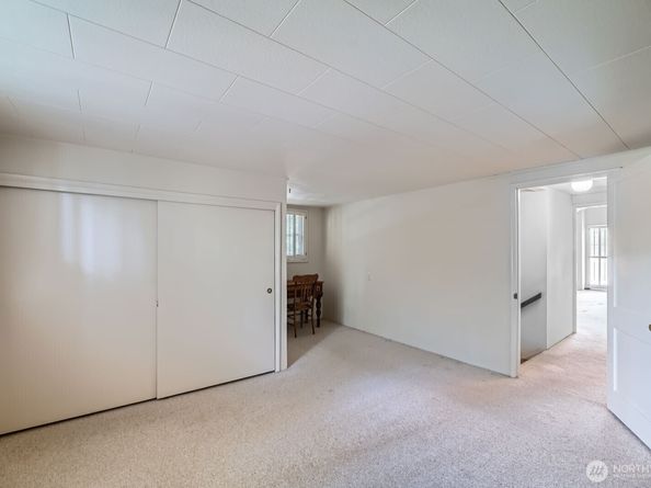 3706 84th Avenue SE, Mercer Island WA 98040