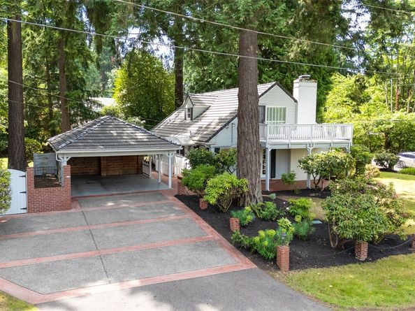 3706 84th Avenue SE, Mercer Island WA 98040