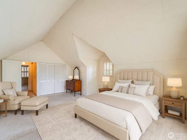 3706 84th Avenue SE, Mercer Island WA 98040