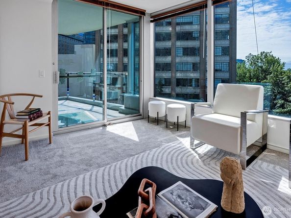 2000 1st Avenue 703, Seattle WA 98121